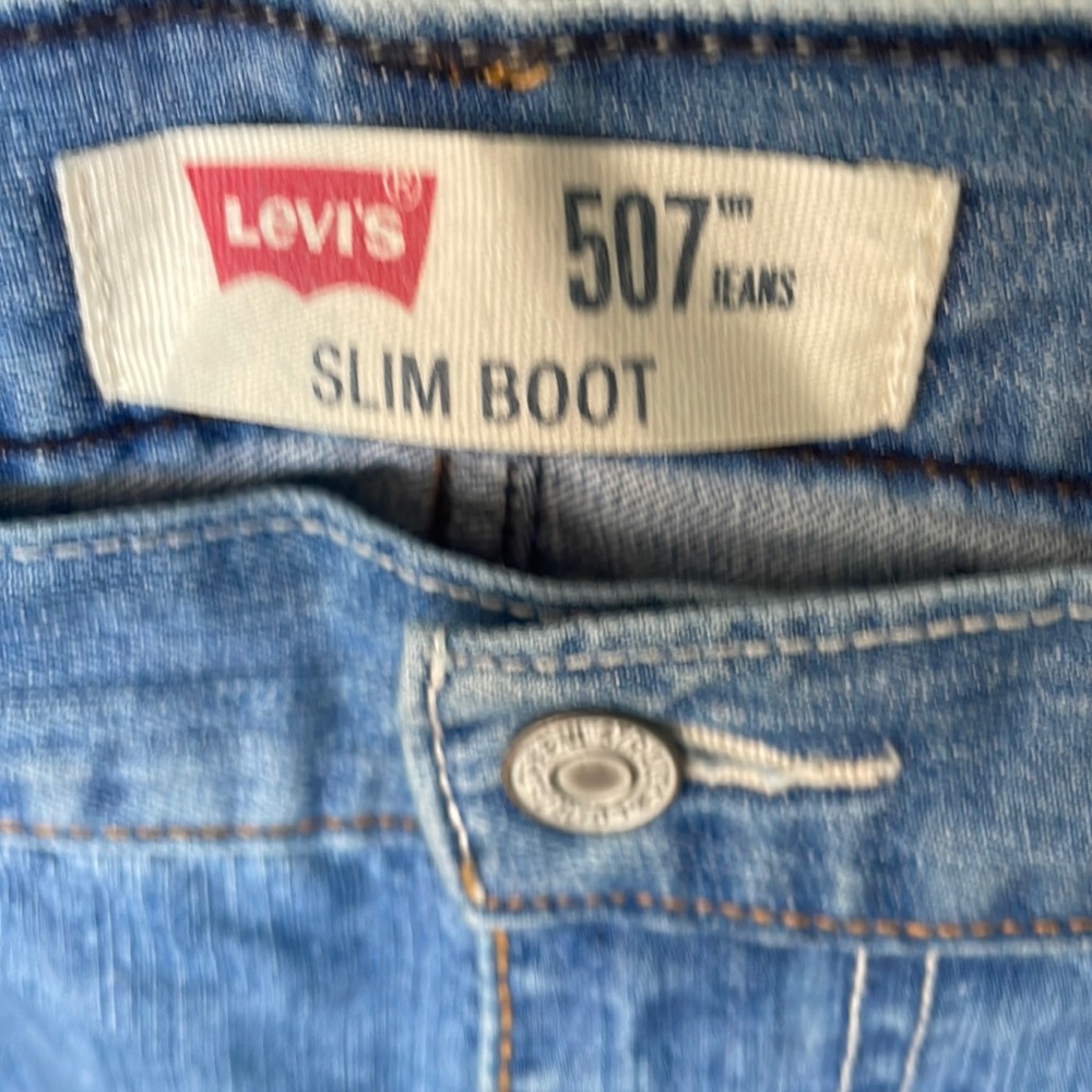 Levi’s 507 slim boot fit
